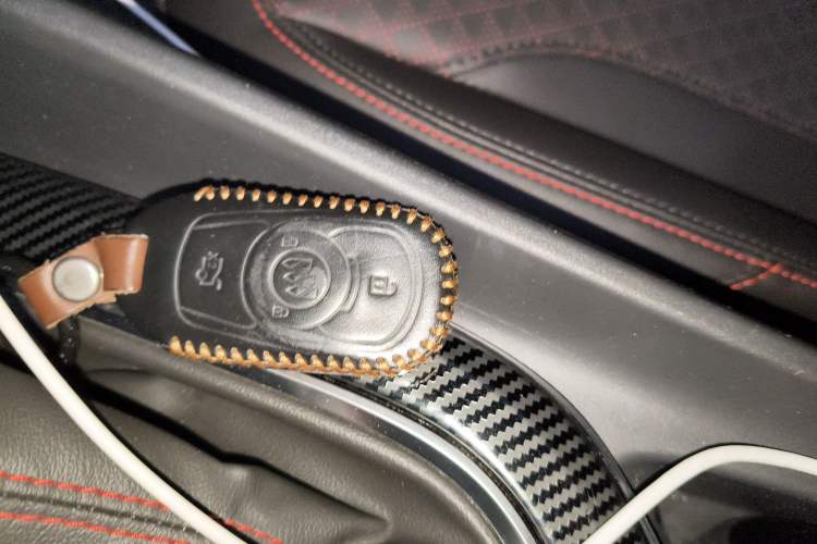 Used Buick Verano 2023 Pro GS Hunter Wind Edition Vehicle Key