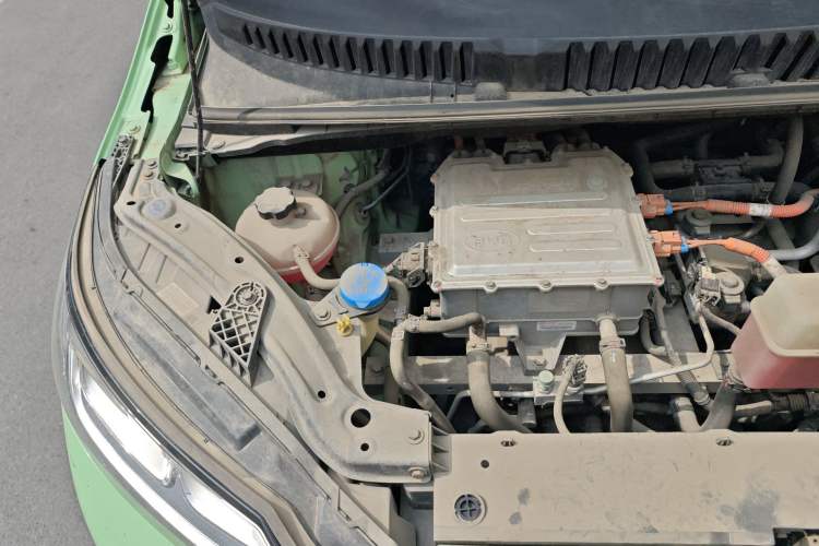 Used BYD D1 2021 Leading Edition Engine Bay Right