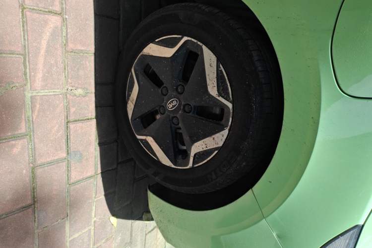 Used BYD D1 2021 Leading Edition Right Front Wheel Hub