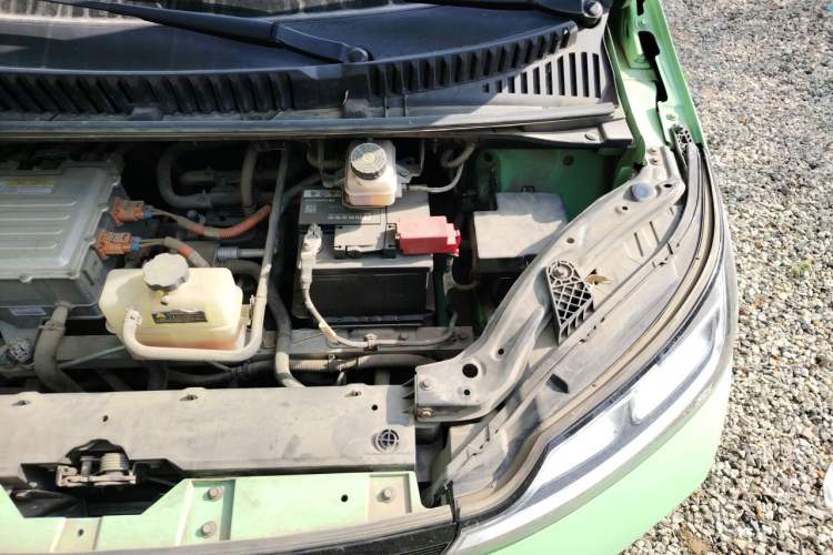 Used BYD D1 2021 Leading Edition Engine Bay Left