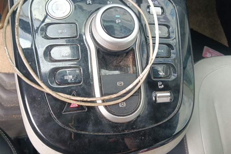 Used BYD D1 2021 Leading Edition Gear Lever