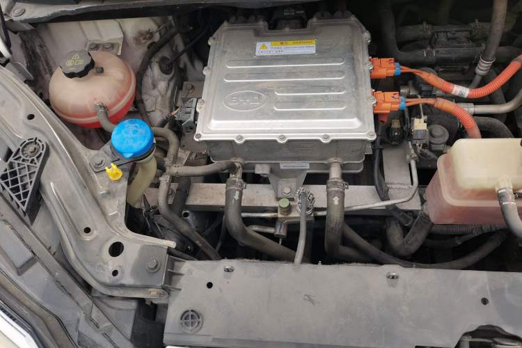 Used BYD D1 2021 Leading Edition Engine Bay Right