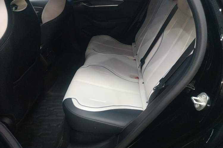 Used BYD Destroyer 05 2024 HONOR Edition DM-i 55KM Luxury Model Interior 4