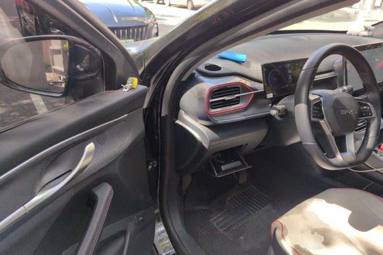 Used BYD Destroyer 05 2022 DM-i 120KM Prestige Model Driver Seat