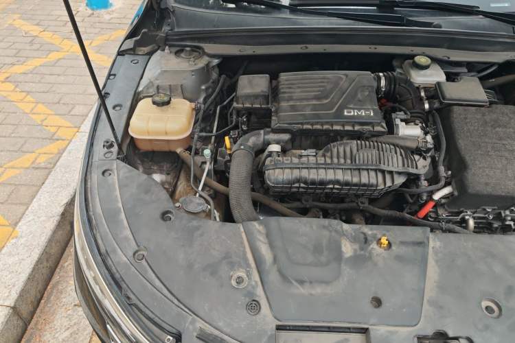 Used BYD Destroyer 05 2022 DM-i 55KM Prestige Model Engine Bay Right