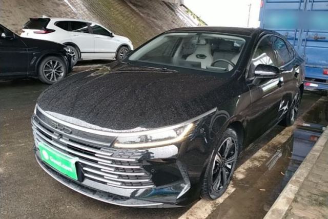 Używany BYD Destroyer 05 2022 DM-i 55KM Luxury Model