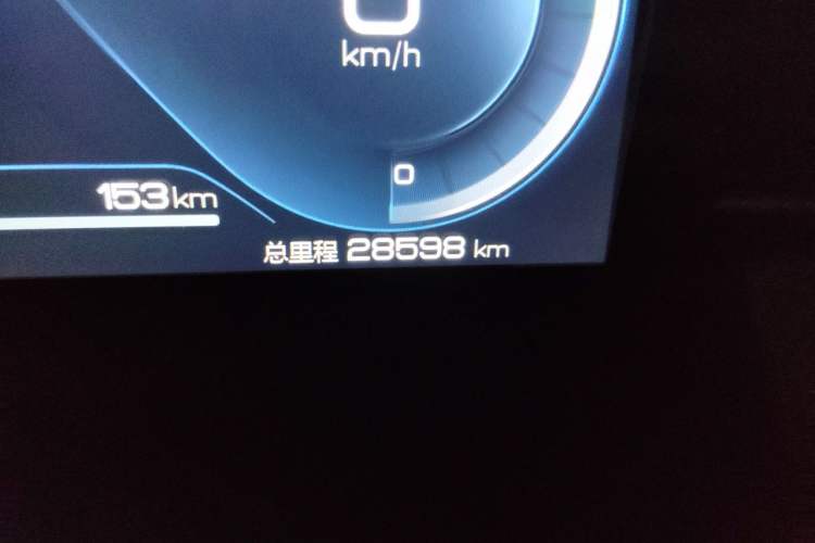 Used BYD Destroyer 05 2022 DM-i 120KM Prestige Model Odometer Close Up