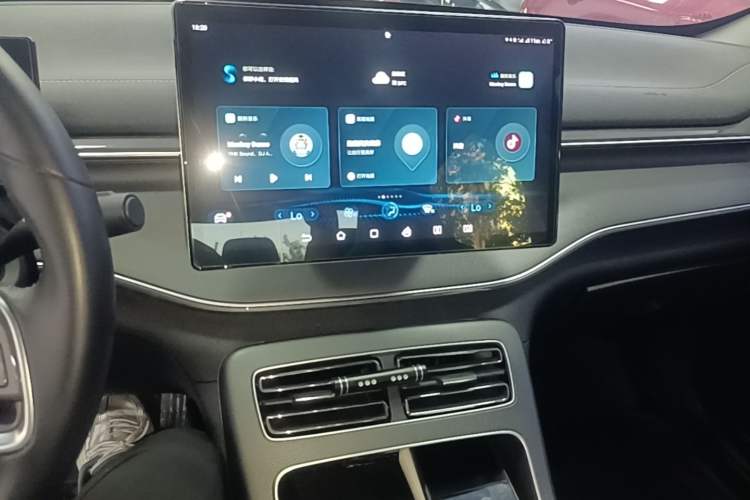 Used BYD Destroyer 05 2022 DM-i 55KM Prestige Model Audio And AC Panel