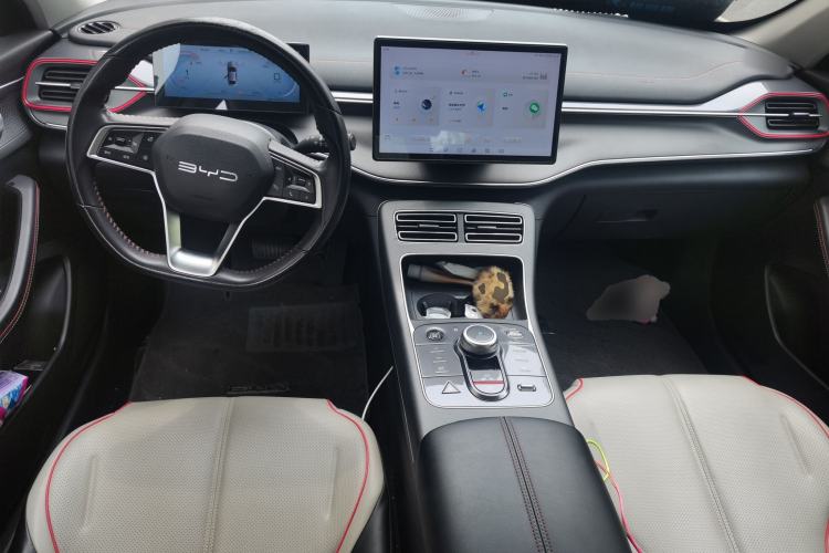 Used BYD Destroyer 05 2022 DM-i 120KM Prestige Model Center Console