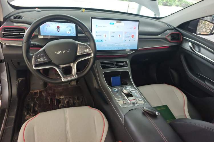Used BYD Destroyer 05 2022 DM-i 120KM Flagship Model Center Console