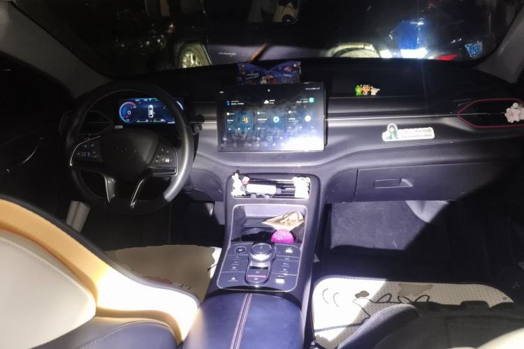 Used BYD Destroyer 05 2022 DM-i 55KM Prestige Model Center Console