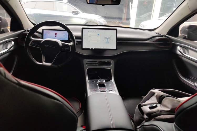 Used BYD Destroyer 05 2022 DM-i 120KM Prestige Model Center Console