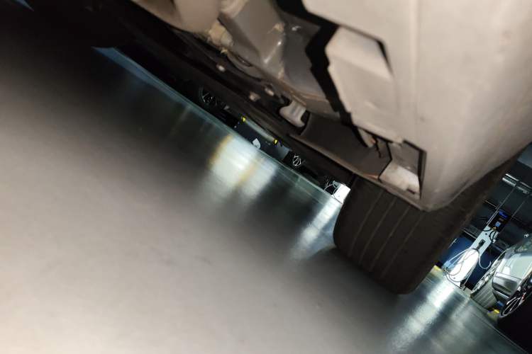 Used BYD Destroyer 05 2022 DM-i 120KM Prestige Model Chassis Front Right