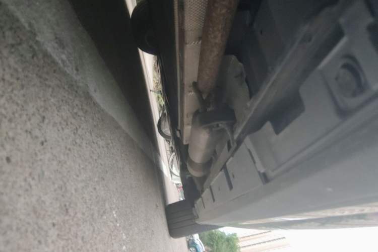 Used BYD Destroyer 05 2022 DM-i 120KM Flagship Model Chassis Front Right