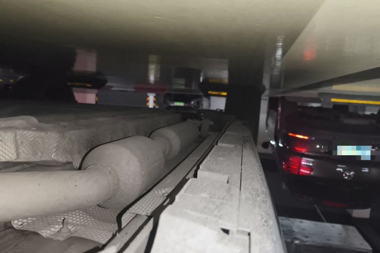 Used BYD Destroyer 05 2022 DM-i 120KM Flagship Model Chassis Front Right