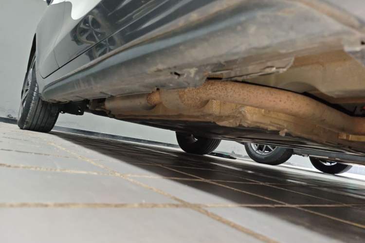 Used BYD Destroyer 05 2022 DM-i 120KM Flagship Model Chassis Front Right