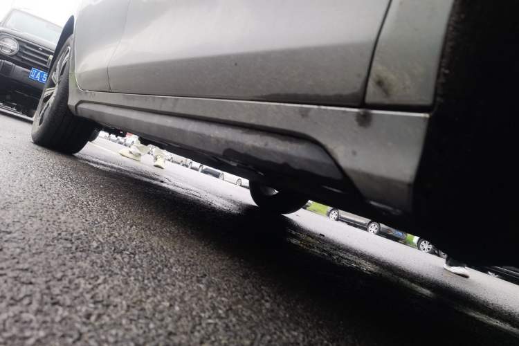 Used BYD Destroyer 05 2022 DM-i 55KM Luxury Model Chassis Front Right