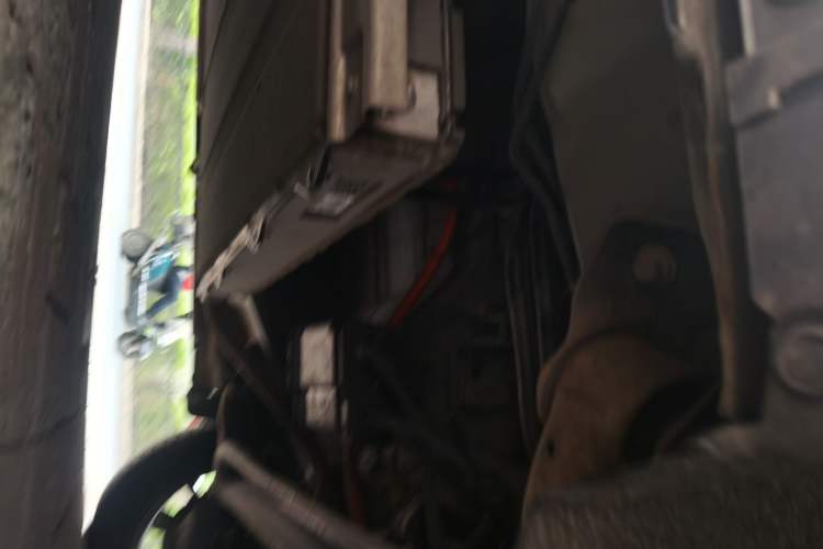 Used BYD Destroyer 05 2022 DM-i 120KM Prestige Model Chassis Rear Left