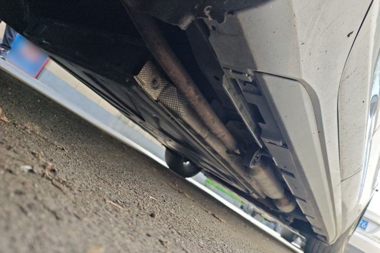 Used BYD Destroyer 05 2022 DM-i 120KM Flagship Model Chassis Rear Right