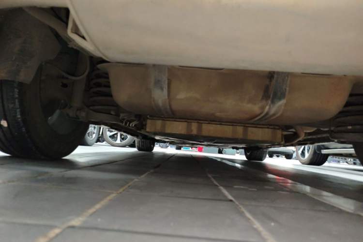 Used BYD Destroyer 05 2022 DM-i 120KM Flagship Model Chassis Rear