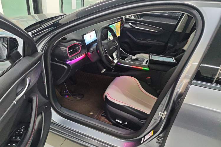 Used BYD Destroyer 05 2022 DM-i 55KM Luxury Model Driver Seat
