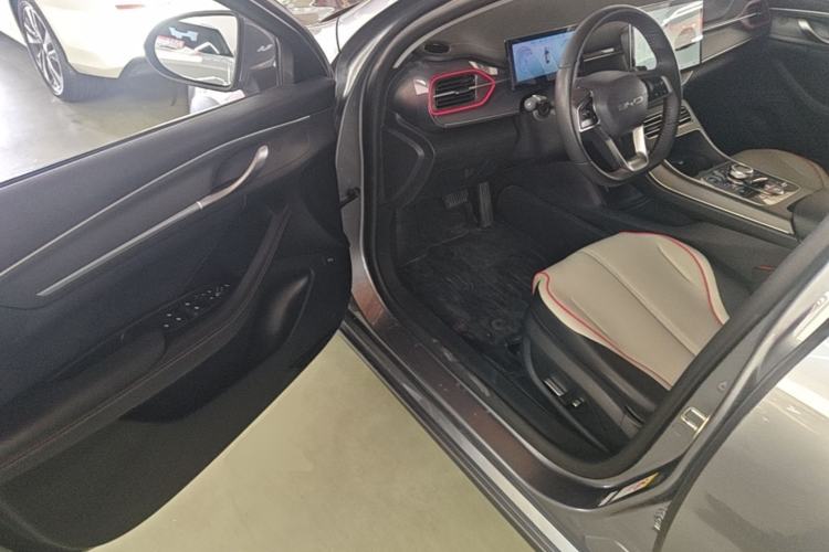Used BYD Destroyer 05 2022 DM-i 120KM Prestige Model Driver Seat