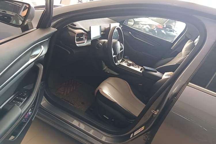 Used BYD Destroyer 05 2022 DM-i 55KM Prestige Model Driver Seat