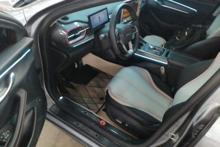 Used BYD Destroyer 05 2022 DM-i 55KM Luxury Model Driver Seat