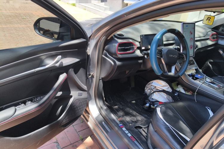 Used BYD Destroyer 05 2022 DM-i 55KM Luxury Model Driver Seat