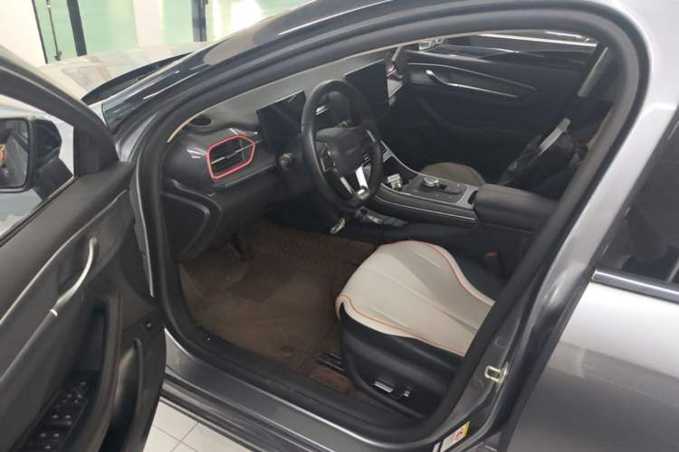 Used BYD Destroyer 05 2022 DM-i 55KM Luxury Model Driver Seat