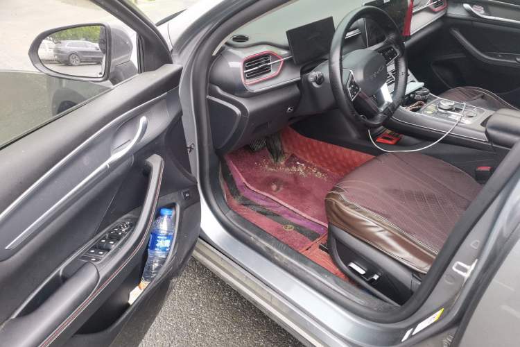 Used BYD Destroyer 05 2022 DM-i 55KM Luxury Model Driver Seat
