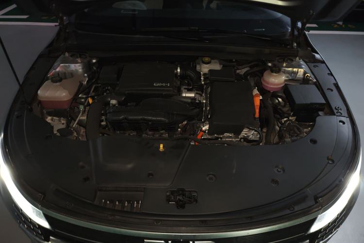 Used BYD Destroyer 05 2022 DM-i 120KM Prestige Model Engine Bay
