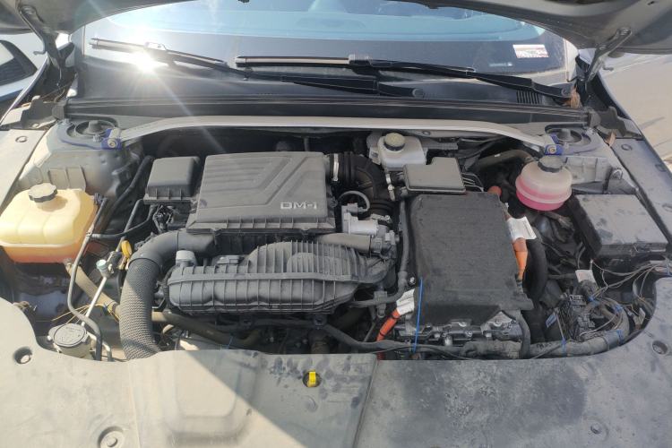 Used BYD Destroyer 05 2022 DM-i 120KM Flagship Model Engine Bay