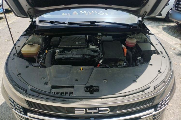 Used BYD Destroyer 05 2022 DM-i 55KM Luxury Model Engine Bay