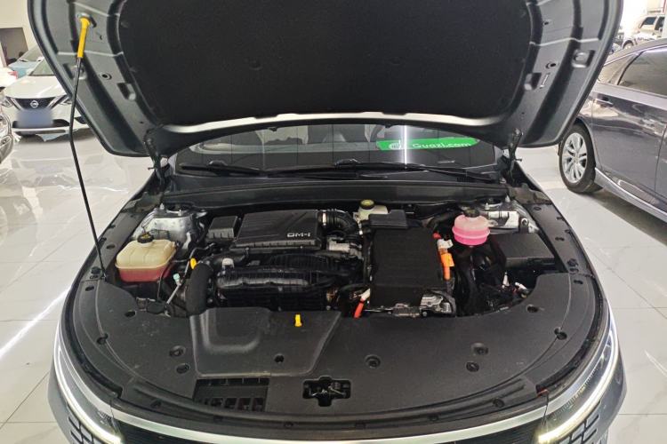 Used BYD Destroyer 05 2022 DM-i 55KM Luxury Model Engine Bay