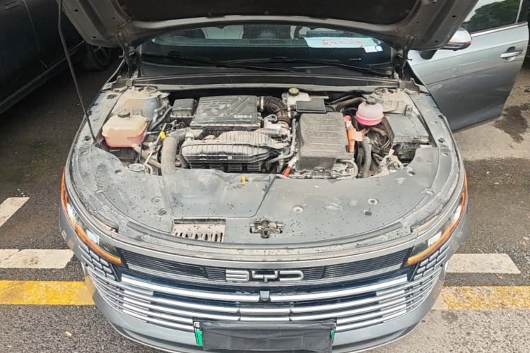 Used BYD Destroyer 05 2022 DM-i 120KM Prestige Model Engine Bay