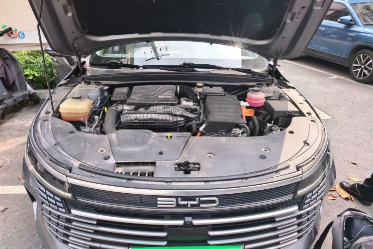 Used BYD Destroyer 05 2022 DM-i 55KM Prestige Model Engine Bay