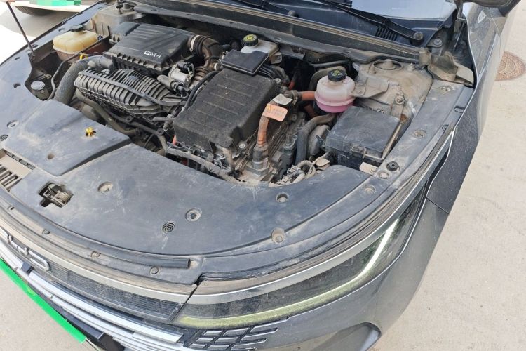 Used BYD Destroyer 05 2022 DM-i 120KM Prestige Model Engine Bay Left