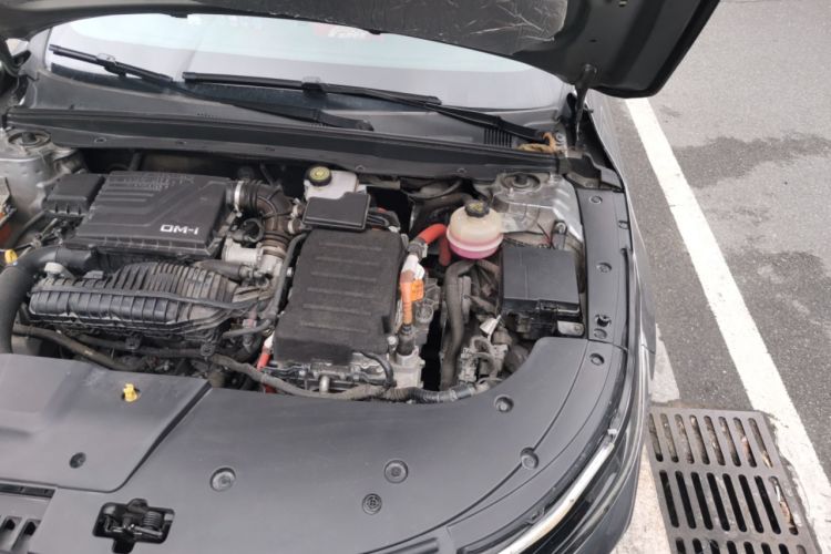 Used BYD Destroyer 05 2022 DM-i 55KM Luxury Model Engine Bay Left
