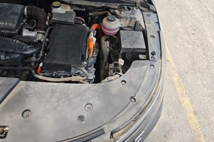Used BYD Destroyer 05 2022 DM-i 55KM Prestige Model Engine Bay Left