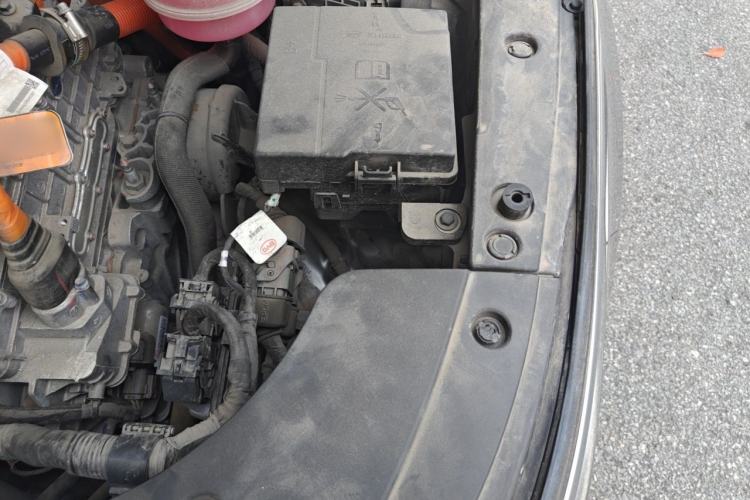 Used BYD Destroyer 05 2022 DM-i 55KM Luxury Model Engine Bay Left