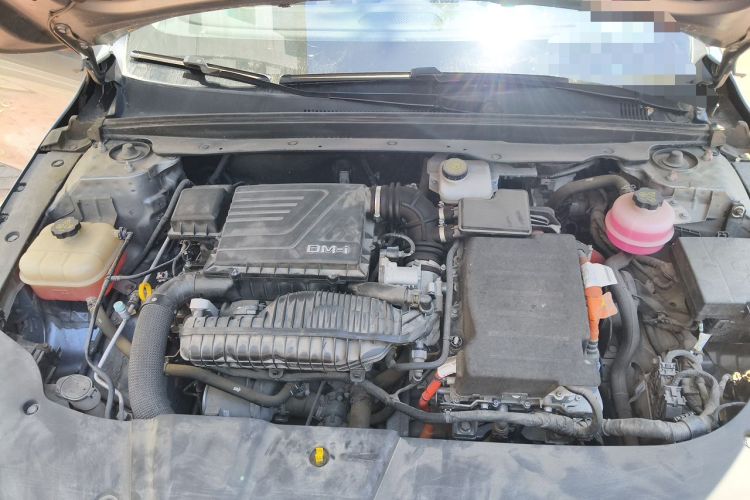 Used BYD Destroyer 05 2022 DM-i 55KM Luxury Model Engine Bay