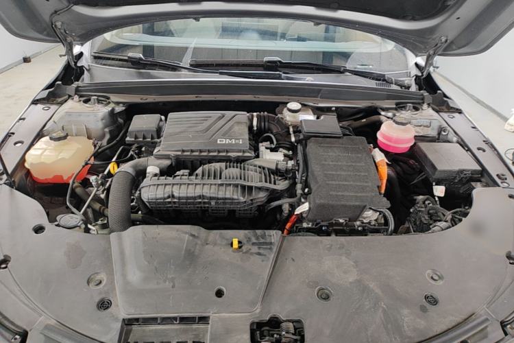 Used BYD Destroyer 05 2022 DM-i 55KM Prestige Model Engine Bay