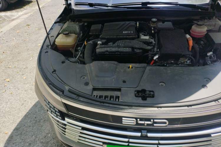 Used BYD Destroyer 05 2022 DM-i 55KM Luxury Model Engine Bay Right