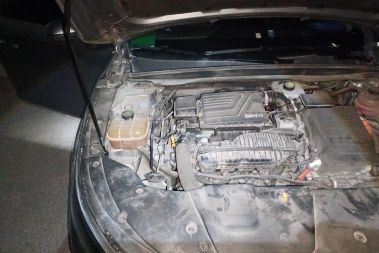 Used BYD Destroyer 05 2022 DM-i 55KM Comfort Model Engine Bay Right