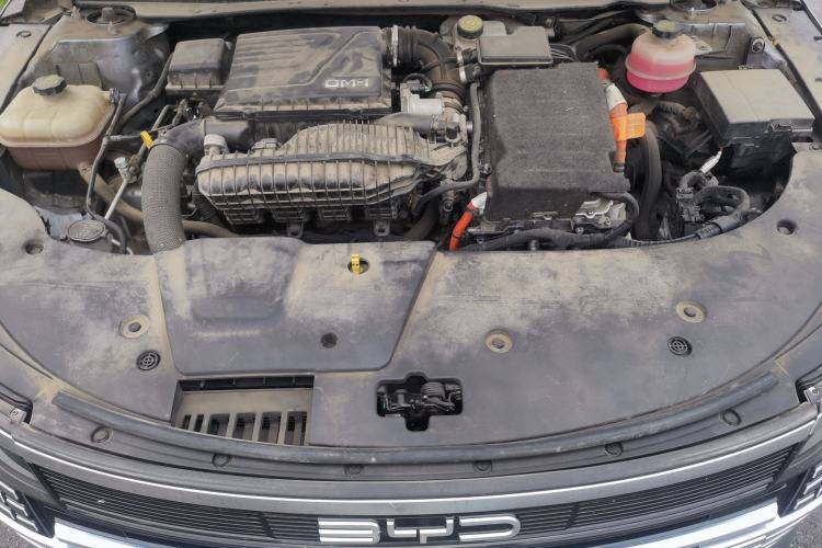 Used BYD Destroyer 05 2022 DM-i 55KM Luxury Model Engine Bay