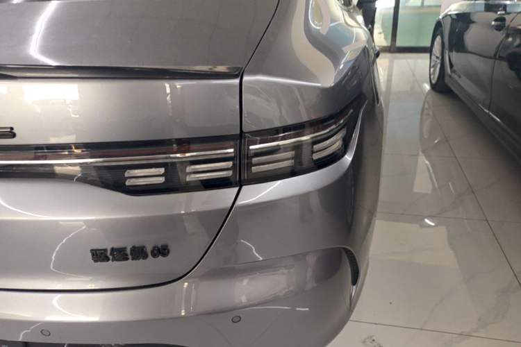 Used BYD Destroyer 05 2022 DM-i 55KM Luxury Model Exterior 3