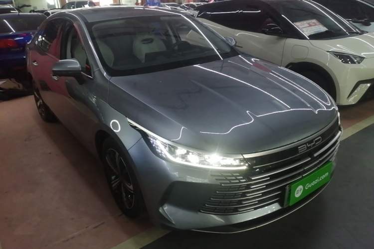 Used BYD Destroyer 05 2022 DM-i 55KM Luxury Model Front Right 45 Deg