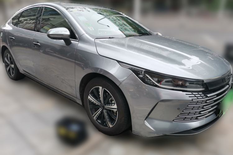 Used BYD Destroyer 05 2022 DM-i 55KM Luxury Model Front Right 45 Deg