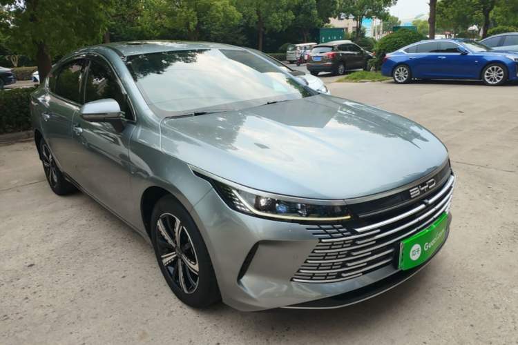 Used BYD Destroyer 05 2022 DM-i 120KM Prestige Model Front Right 45 Deg